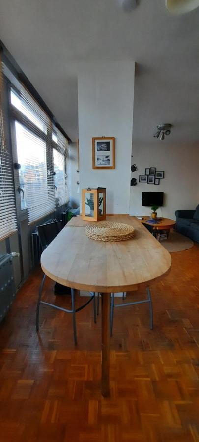 St Catherine - Sweet Home - Bxl - Studio Apartment With City View Brussel Bagian luar foto