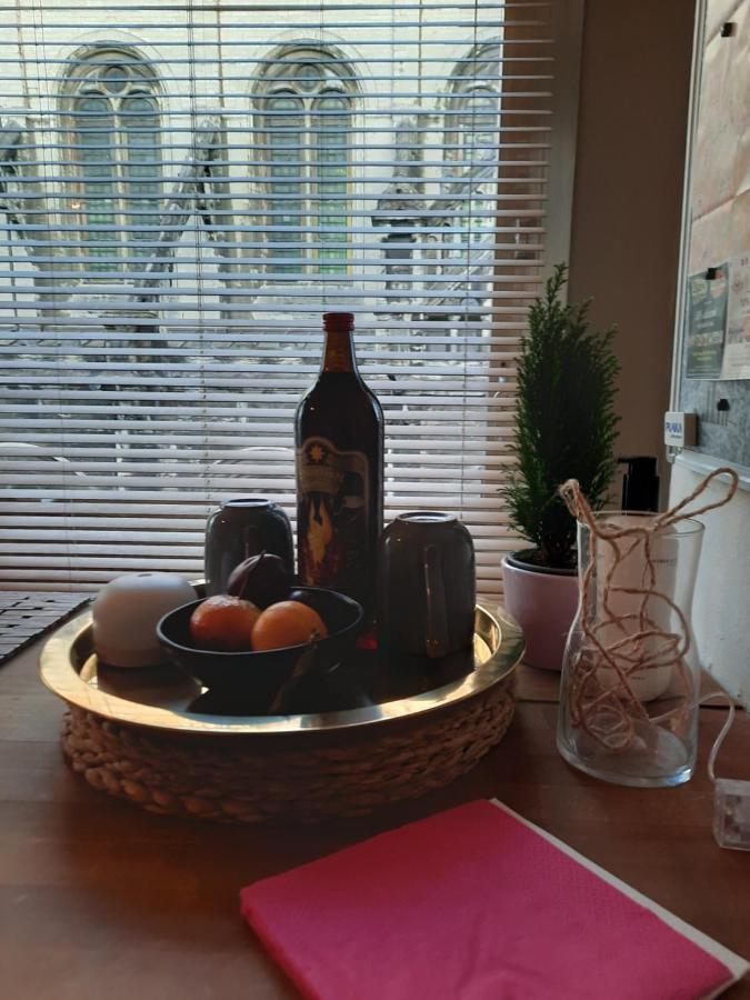 St Catherine - Sweet Home - Bxl - Studio Apartment With City View Brussel Bagian luar foto